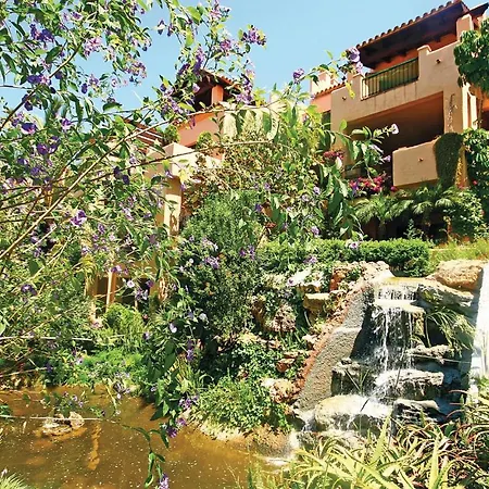 Apartment Beautiful Apartment In Estepona With 3 Bedrooms, Outdoor Swimming Pool And Swimming Pool