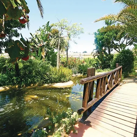 Beautiful Apartment In Estepona With 3 Bedrooms, Outdoor Swimming Pool And Swimming Pool Apartment