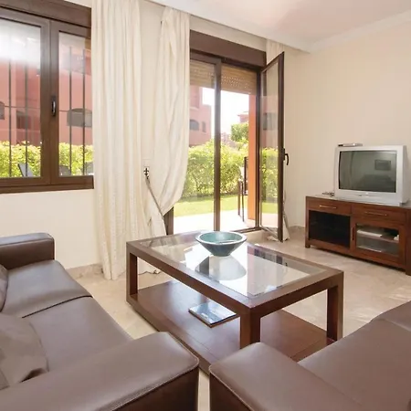 Apartment Beautiful Apartment In Estepona With 3 Bedrooms, Outdoor Swimming Pool And Swimming Pool Estepona