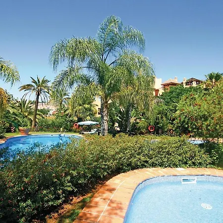 Beautiful Apartment In Estepona With 3 Bedrooms, Outdoor Swimming Pool And Swimming Pool * Estepona