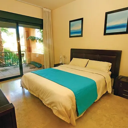 Apartment Beautiful Apartment In Estepona With 3 Bedrooms, Outdoor Swimming Pool And Swimming Pool *