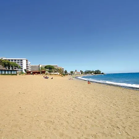 Beautiful Apartment In Estepona With 3 Bedrooms, Outdoor Swimming Pool And Swimming Pool Apartment